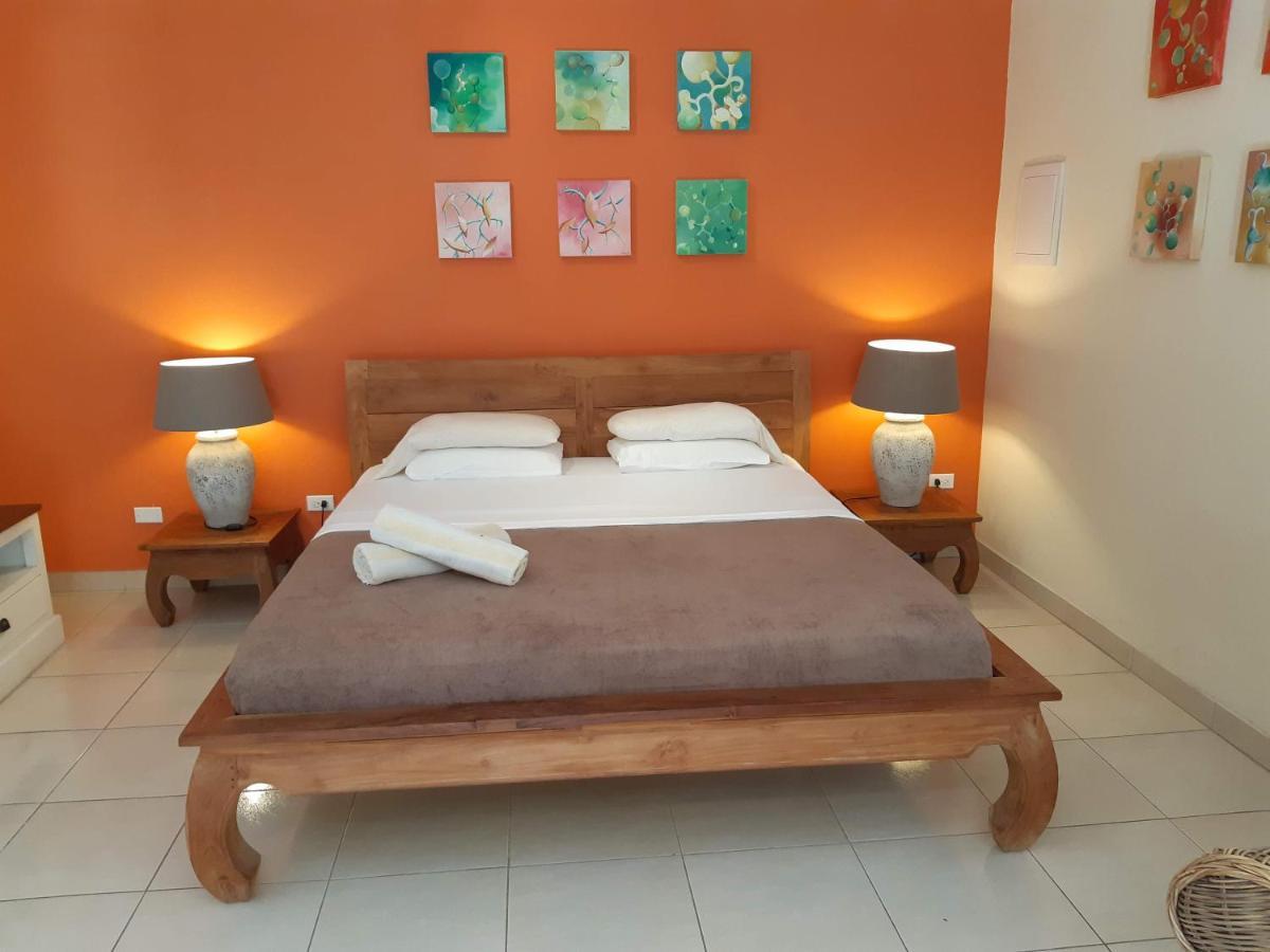 Wonders Boutique Hotel Oranjestad Exterior foto